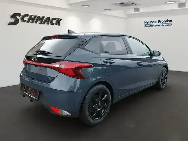 Gebraucht Hyundai i20 Edition 30 101 PS (74 kW) 2022 Grau Kleinwagen