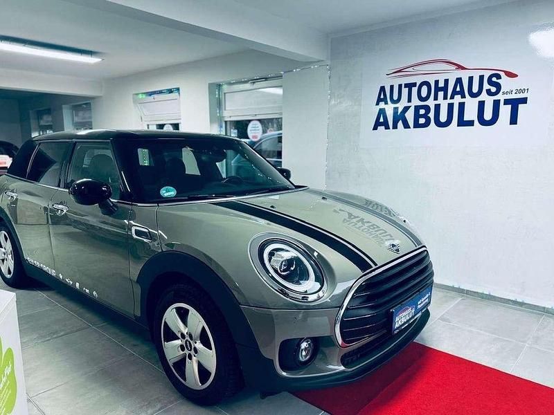 Emerald grey metallic Gebraucht 2020 Mini Cooper Clubman Kombi | 15.490 € (Guter Preis) - Bild 1/3