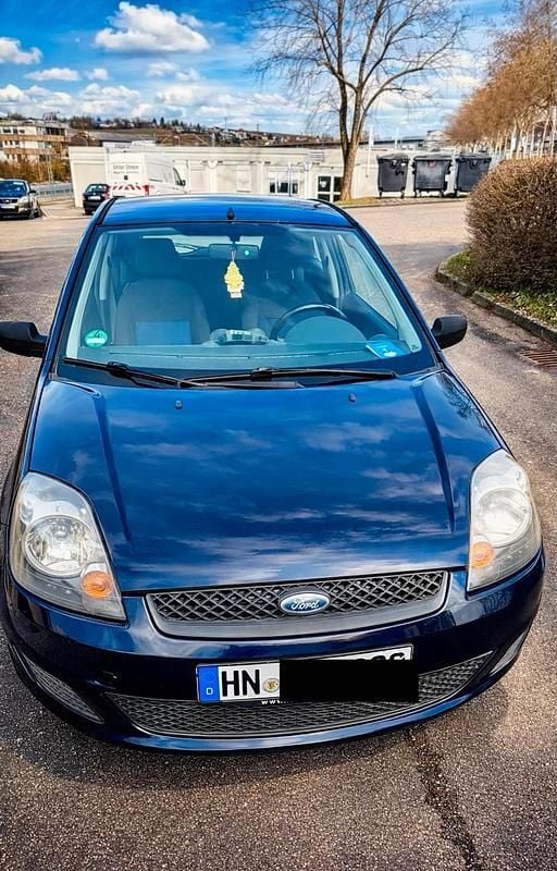 Gebraucht Ford Fiesta 60 PS (44 kW) 2007 Blau Kleinwagen