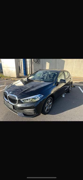 Schwarz Gebraucht 2020 BMW 116 Advantage Kleinwagen | 13.900 € (Etwas zu teuer) - Bild 1/4