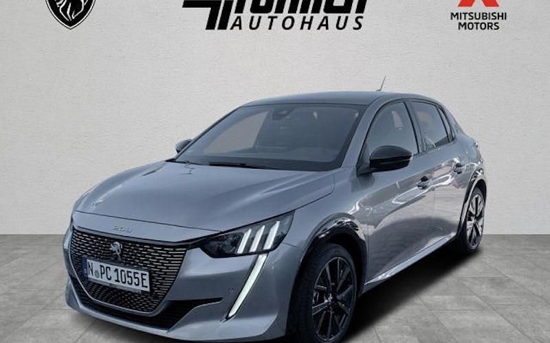 Artense silber metallic Gebraucht 2024 Peugeot e-208 GT Kleinwagen | 31.490 € - Bild 1/4