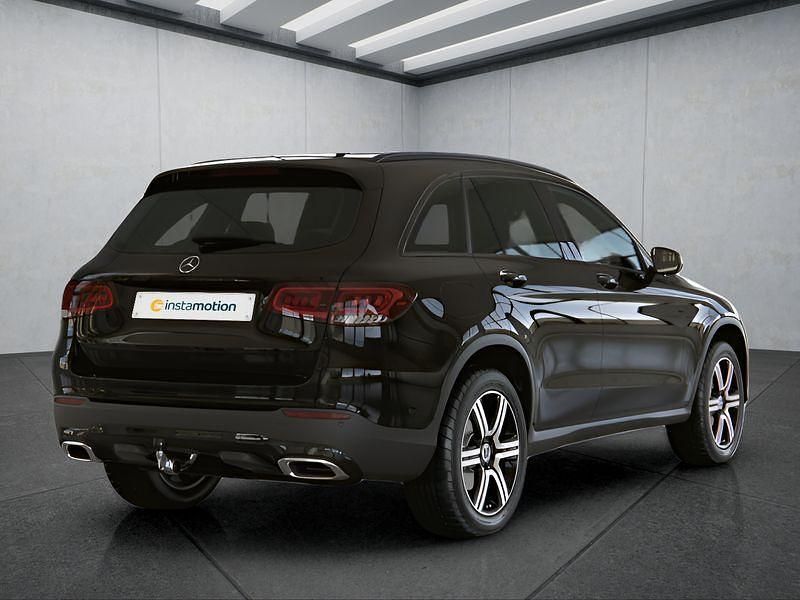 Schwarz Gebraucht 2022 Mercedes GLC200 SUV | 43.799 € (Teuer) - Bild 1/4