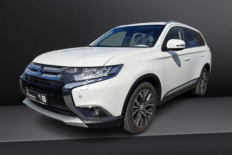 Gebraucht Mitsubishi Outlander Edition 150 PS (110 kW) 2017 Perlmuttweiss (p) SUV