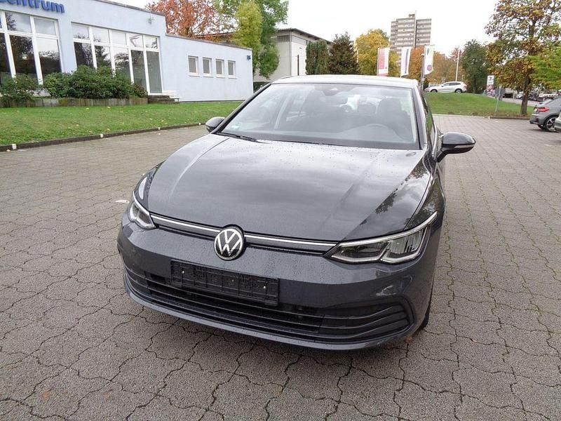 Grau Gebraucht 2020 VW Golf Life Limousine | 18.690 € (Fairer Preis) - Bild 1/4