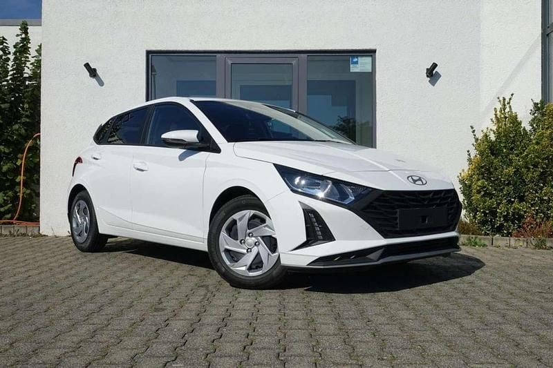 Weiß Neu 2025 Hyundai i20 Kleinwagen | 15.870 € (Superpreis) - Bild 1/4