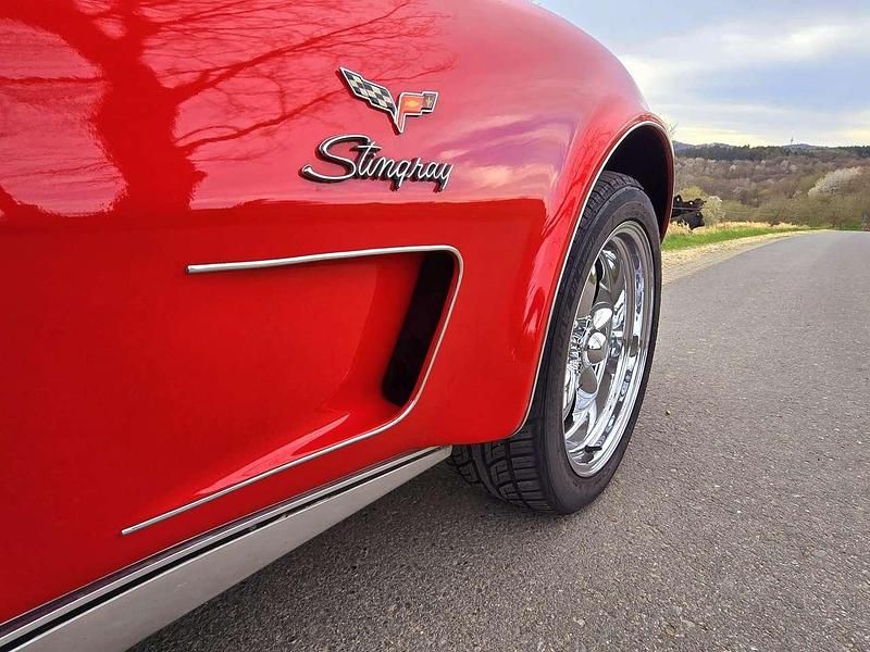 Rot Gebraucht 1974 Corvette C3 Cabrio | 33.333 € - Bild 1/4