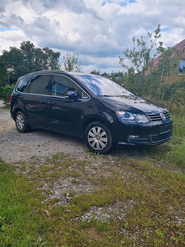 Schwarz Gebraucht 2011 VW Sharan Van / Kleinbus | 7.500 € (Guter Preis) - Bild 1/4