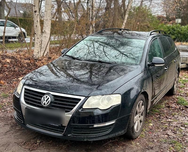 Schwarz Gebraucht 2006 VW Passat Kombi | 1.395 € (Superpreis) - Bild 1/4