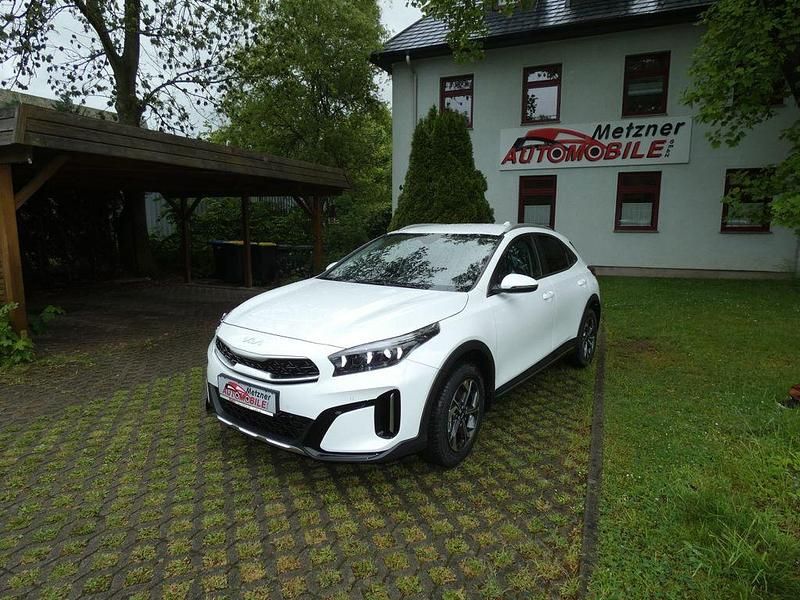 Neu Kia XCeed 140 PS (102 kW) 2025 Weiß SUV