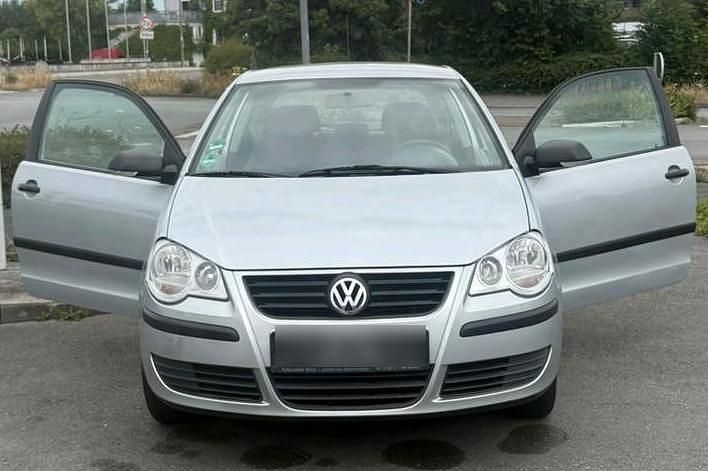 Silber Gebraucht 2005 VW Polo Kleinwagen | 700 € (Superpreis) - Bild 1/4