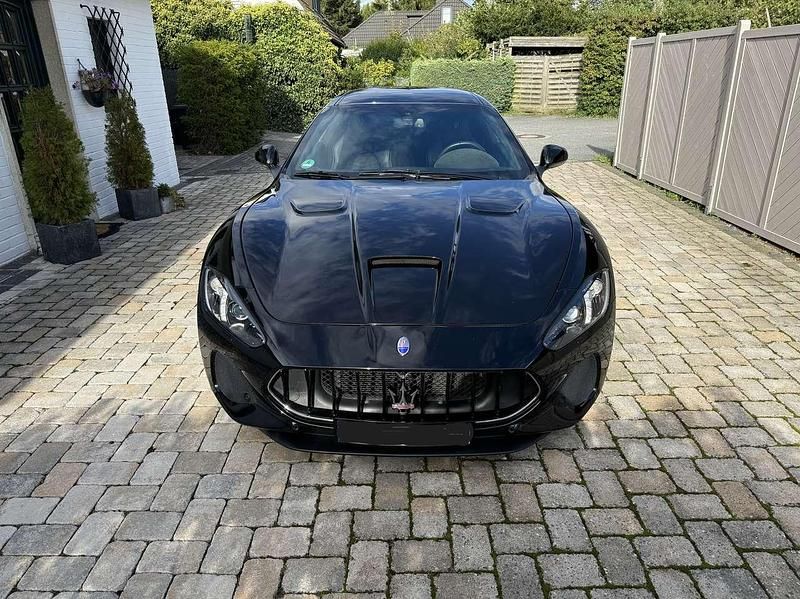 Gebraucht Maserati Granturismo 460 PS (338 kW) 2019 Schwarz Coupé
