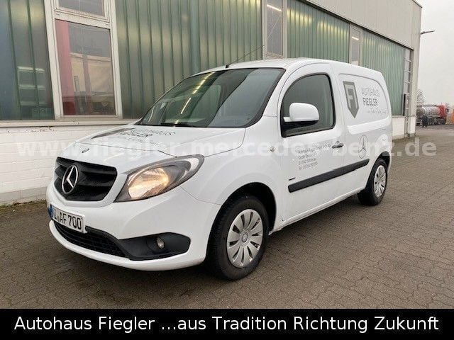 Gebraucht Mercedes Citan 109 90 PS (66 kW) 2017 Weiß