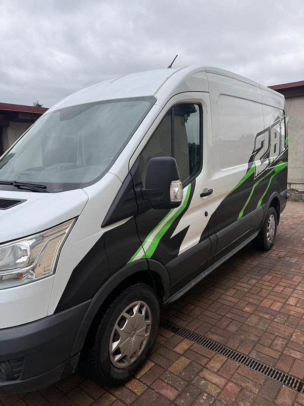 Gebraucht Ford Transit 105 PS (77 kW) 2019 Weiß Limousine