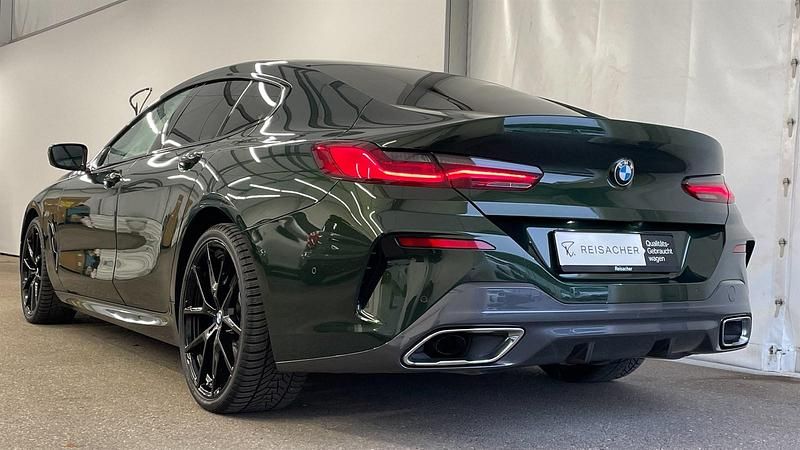 Gebraucht BMW 840 Efficient Dynamics 340 PS (250 kW) 2022 Sanremo green metallic Coupé