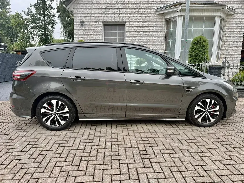 Gebraucht Ford S-MAX ST-Line 190 PS (139 kW) 2020 Braun Van / Kleinbus