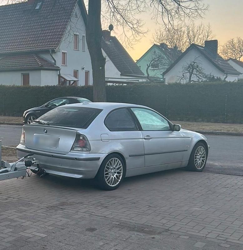 Gebraucht BMW 325 192 PS (141 kW) 2000 Silber Kleinwagen