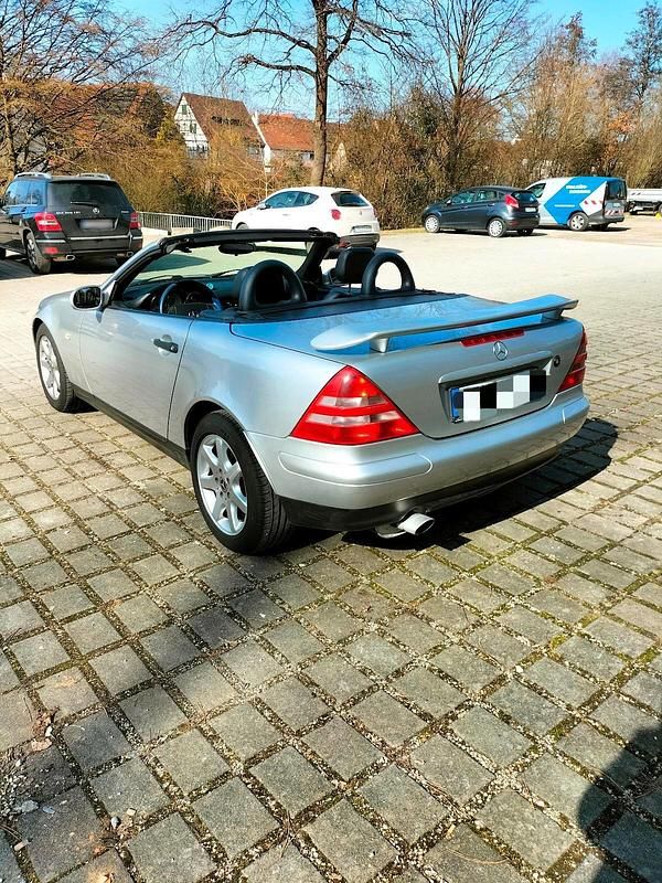 Gebraucht Mercedes SLK200 136 PS (100 kW) 1999 Silber Cabrio