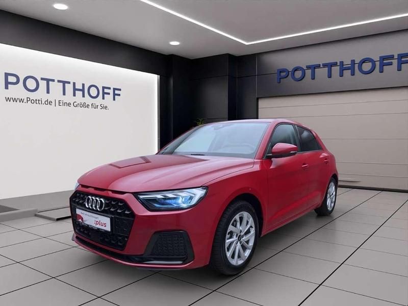 Rot Gebraucht 2024 Audi A1 Sportback Advanced Kleinwagen | 23.950 € (Fairer Preis) - Bild 1/4