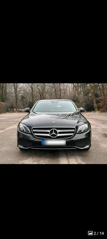 Gebraucht Mercedes E220 194 PS (142 kW) 2017 Limousine
