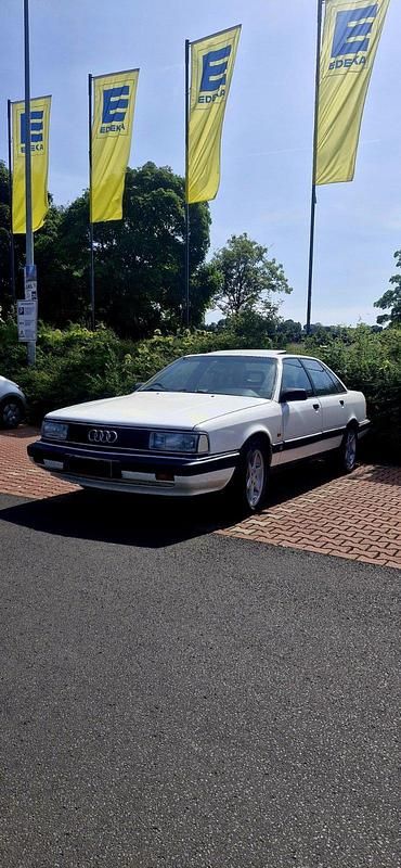Weiß Gebraucht 1989 Audi 200 Sport Limousine | 15.999 € - Bild 1/4