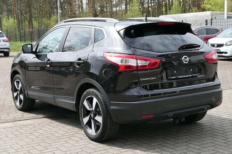 Gebraucht Nissan Qashqai N-Vision 116 PS (85 kW) 2017 Schwarz SUV