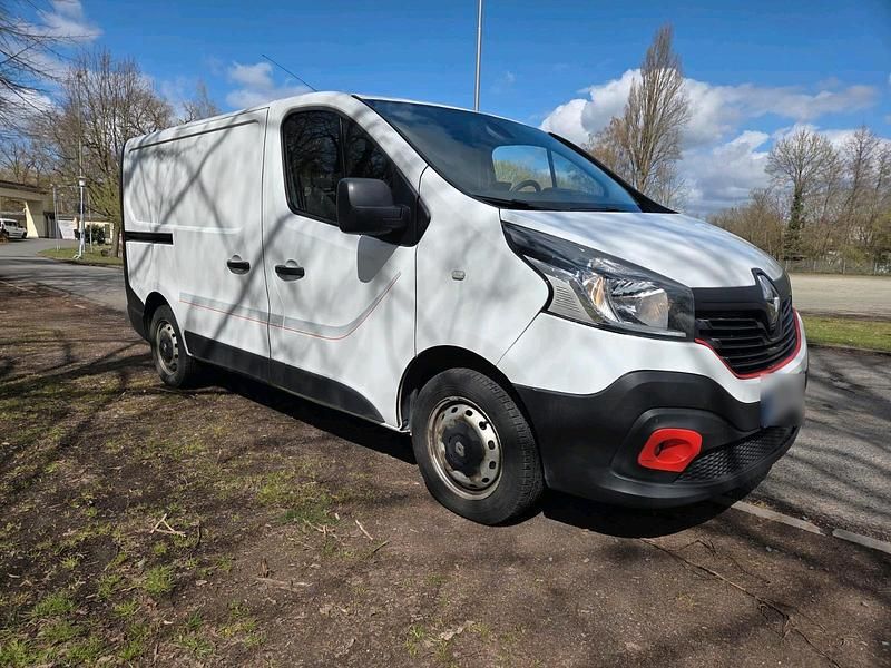 Gebraucht Renault Trafic 120 PS (88 kW) 2018 Weiß Van / Kleinbus