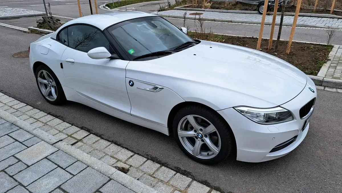 Gebraucht BMW Z4 Basis 156 PS (114 kW) 2013 Weiß Cabrio