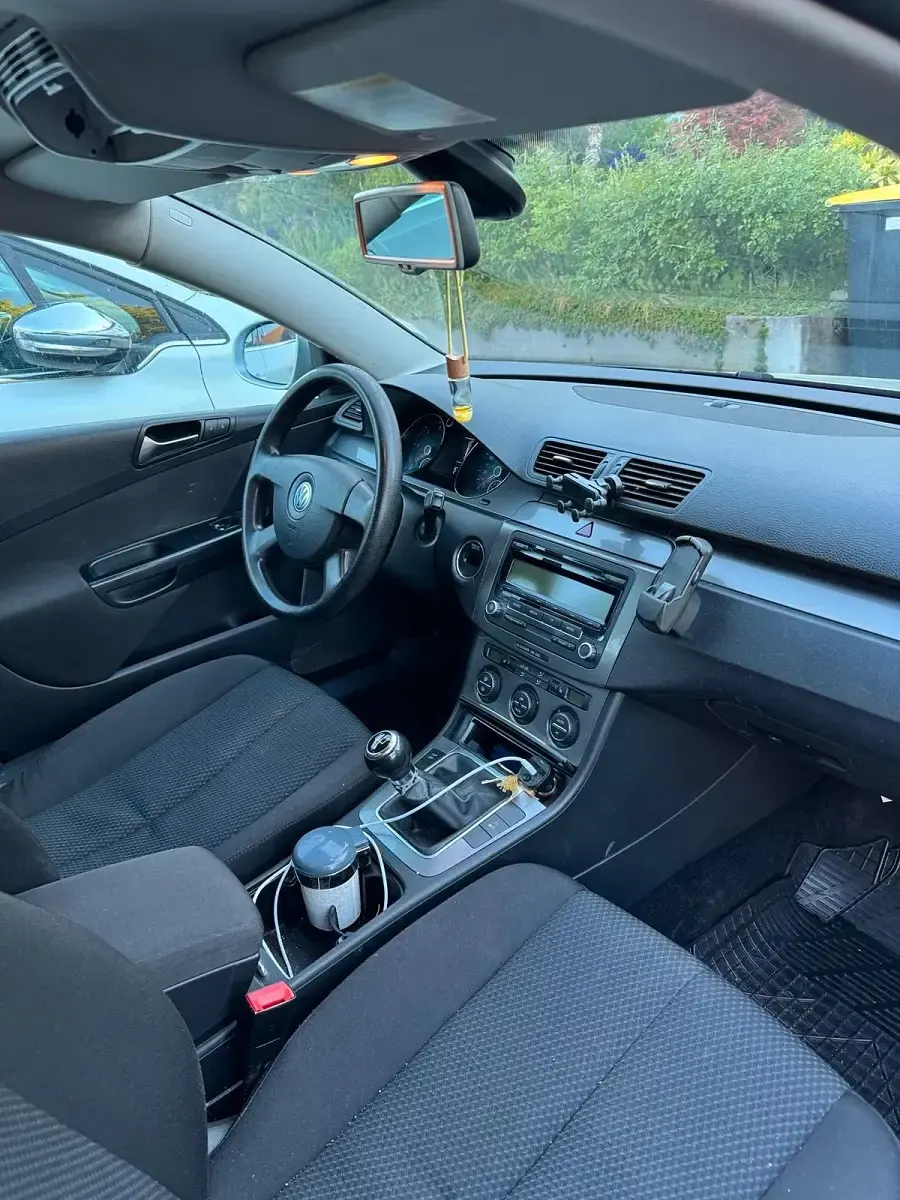Usata VW Passat 140 CV (102 kW) 2009 Argento Station wagon