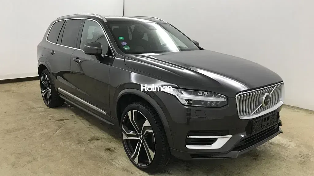 Second-hand Volvo XC90 Plus 455 CP (334 kW) 2023 Gri SUV