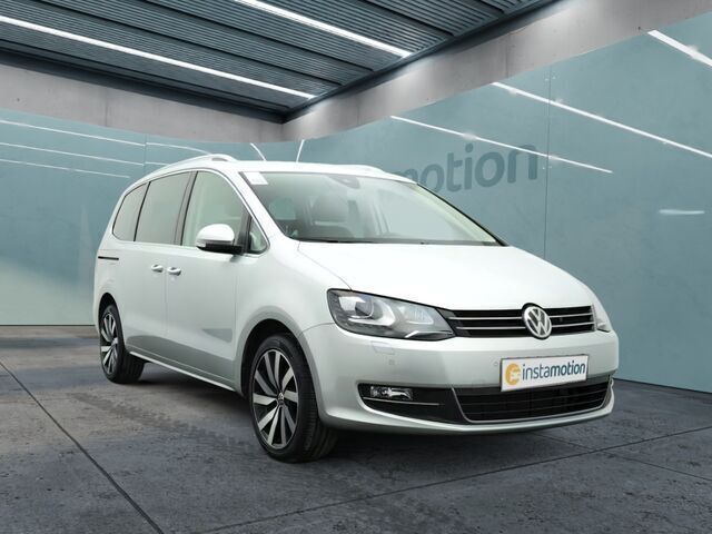 Gebraucht VW Sharan Highline 150 PS (110 kW) 2022 Silber Van / Kleinbus