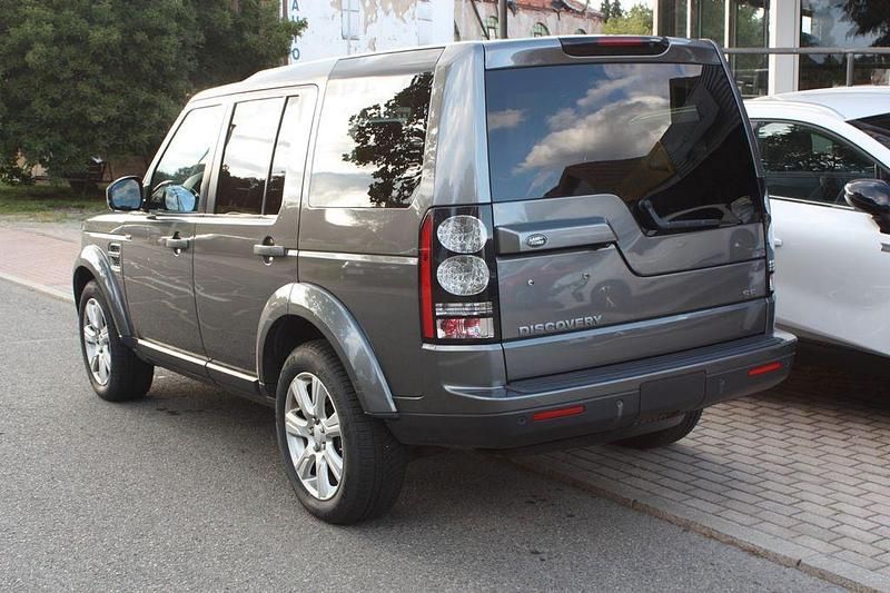 Gebraucht Land Rover Discovery 4 SE 256 PS (188 kW) 2016 Grau SUV