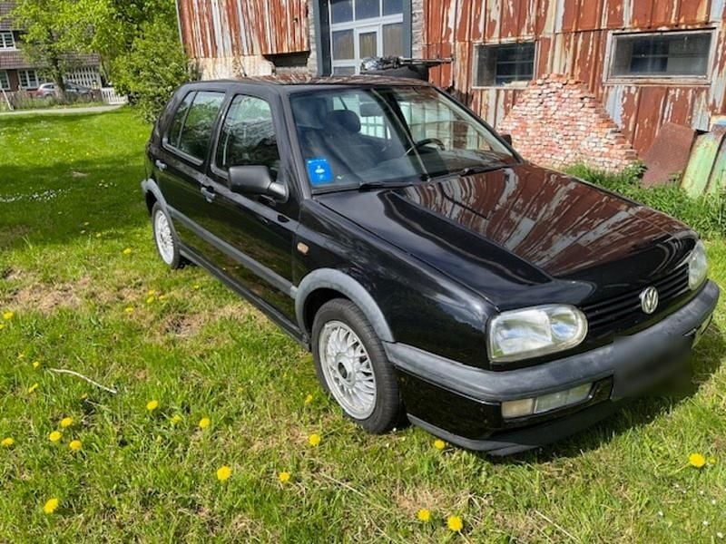 Gebraucht VW Golf III GT 90 PS (66 kW) 1996 Schwarz Limousine