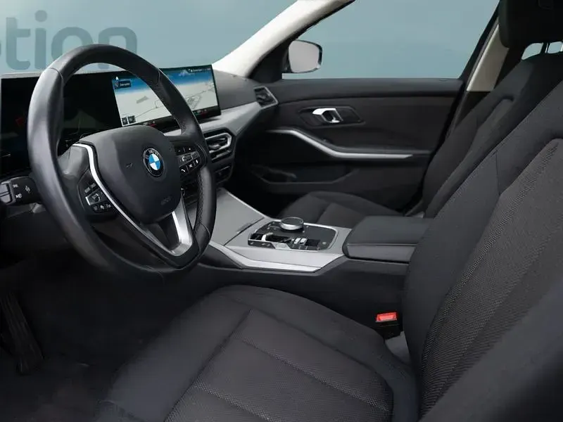 Gebraucht BMW 320 184 PS (135 kW) 2023 Schwarz Kombi