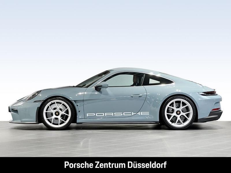 Gebraucht Porsche 992 525 PS (386 kW) 2025 Shorebluemetallic Coupé