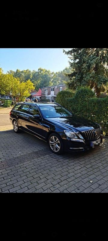 Gebraucht Mercedes E350 2012 Schwarz Kombi