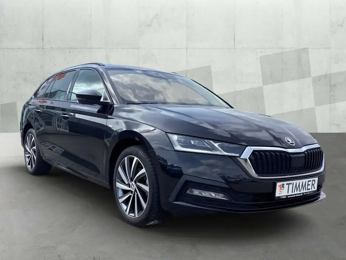 Gebraucht Skoda Octavia Ambition 150 PS (110 kW) 2023 Schwarz Kombi