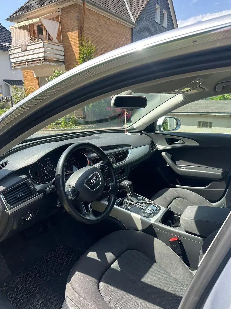 Gebraucht Audi A6 Ambiente 190 PS (139 kW) 2018 Silber Limousine