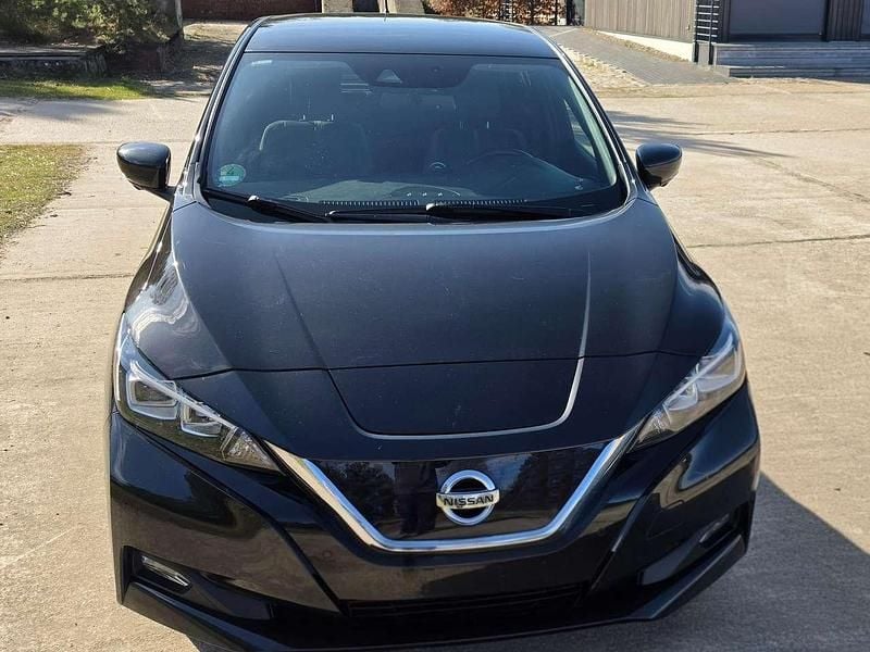 Gebraucht Nissan Leaf Tekna 110 kW (150 PS) 2018 Schwarz Kleinwagen