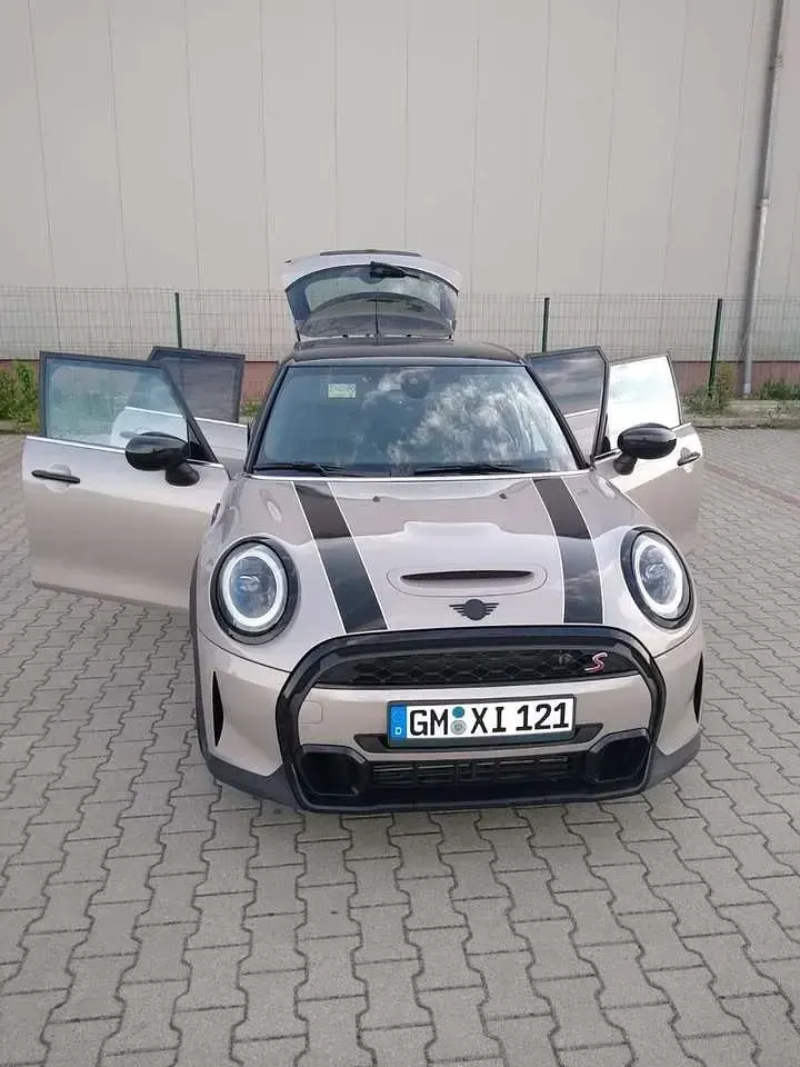 Gebraucht Mini Cooper S 178 PS (130 kW) 2023 Grau Kleinwagen