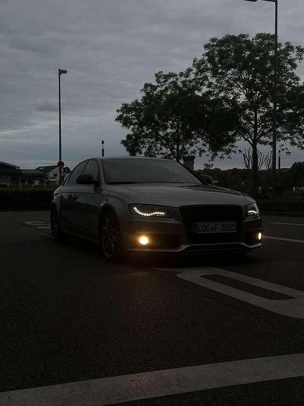 Grau Gebraucht 2008 Audi A4 Allroad Performance Kombi | 15.000 € - Bild 1/4