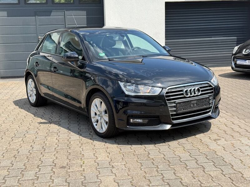 Schwarz Gebraucht 2015 Audi A1 Sportback Basis Kleinwagen | 6.500 € (Guter Preis) - Bild 1/4
