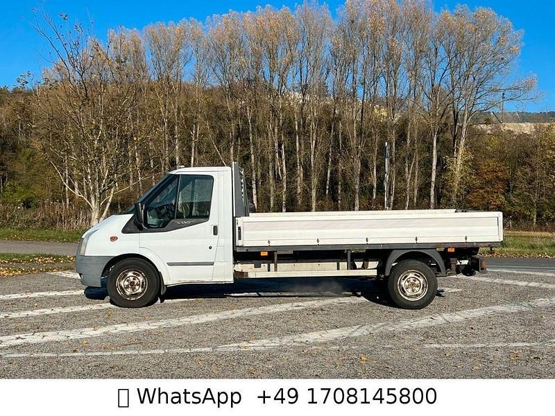 Weiß Gebraucht 2010 Ford Transit Van / Kleinbus | 5.900 € (Fairer Preis) - Bild 1/4