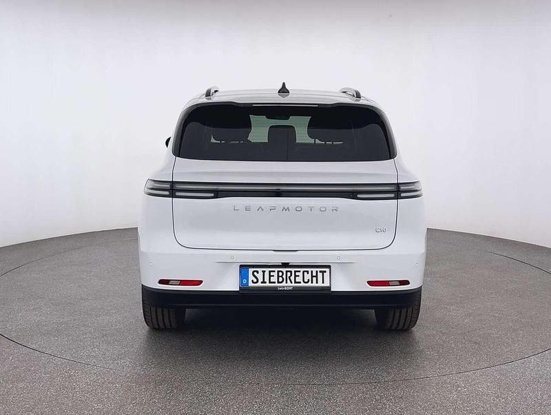Neu Leapmotor C10 215 PS (158 kW) 2025 Weiß SUV