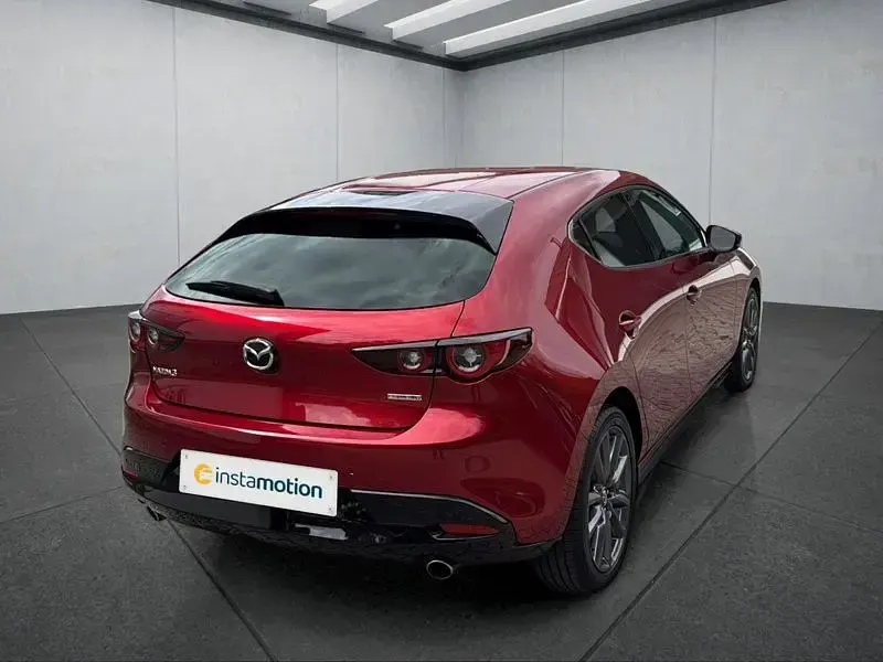 Gebraucht Mazda 3 Exclusive-Line 150 PS (110 kW) 2023 Rot Limousine