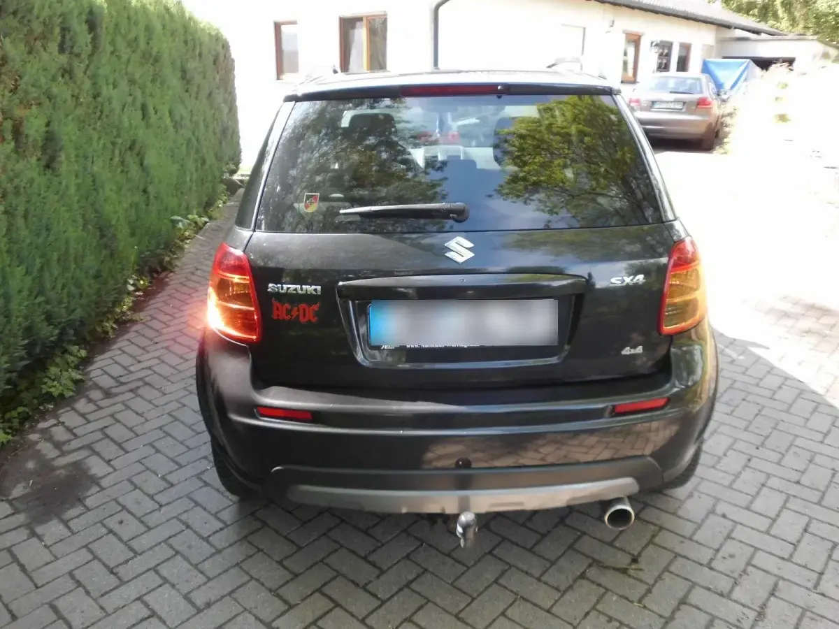 Gebraucht Suzuki SX4 135 PS (99 kW) 2010 Schwarz SUV