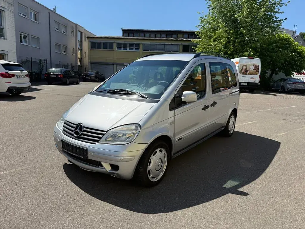Gebraucht Mercedes Vaneo 91 PS (66 kW) 2003 Silber Van / Kleinbus