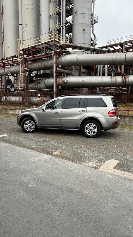 Gebraucht Mercedes GL320 224 PS (164 kW) 2007 Grau SUV