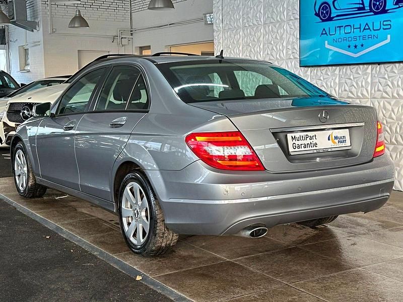 Gebraucht Mercedes C220 170 PS (125 kW) 2011 Silber Limousine