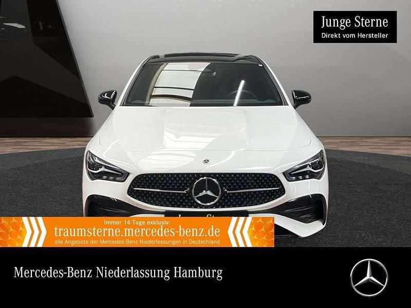 Weiß Gebraucht 2024 Mercedes CLA200 AMG Limousine | 37.990 € (Etwas zu teuer) - Bild 1/3