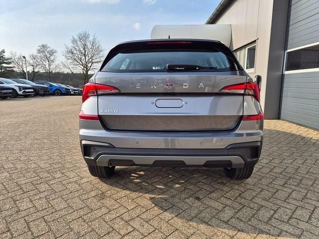 Neu Skoda Kamiq Selection 116 PS (85 kW) 2026 Graphitegrau metallic graphitegrau metallic SUV